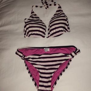 Cute Never worn Becca bikini